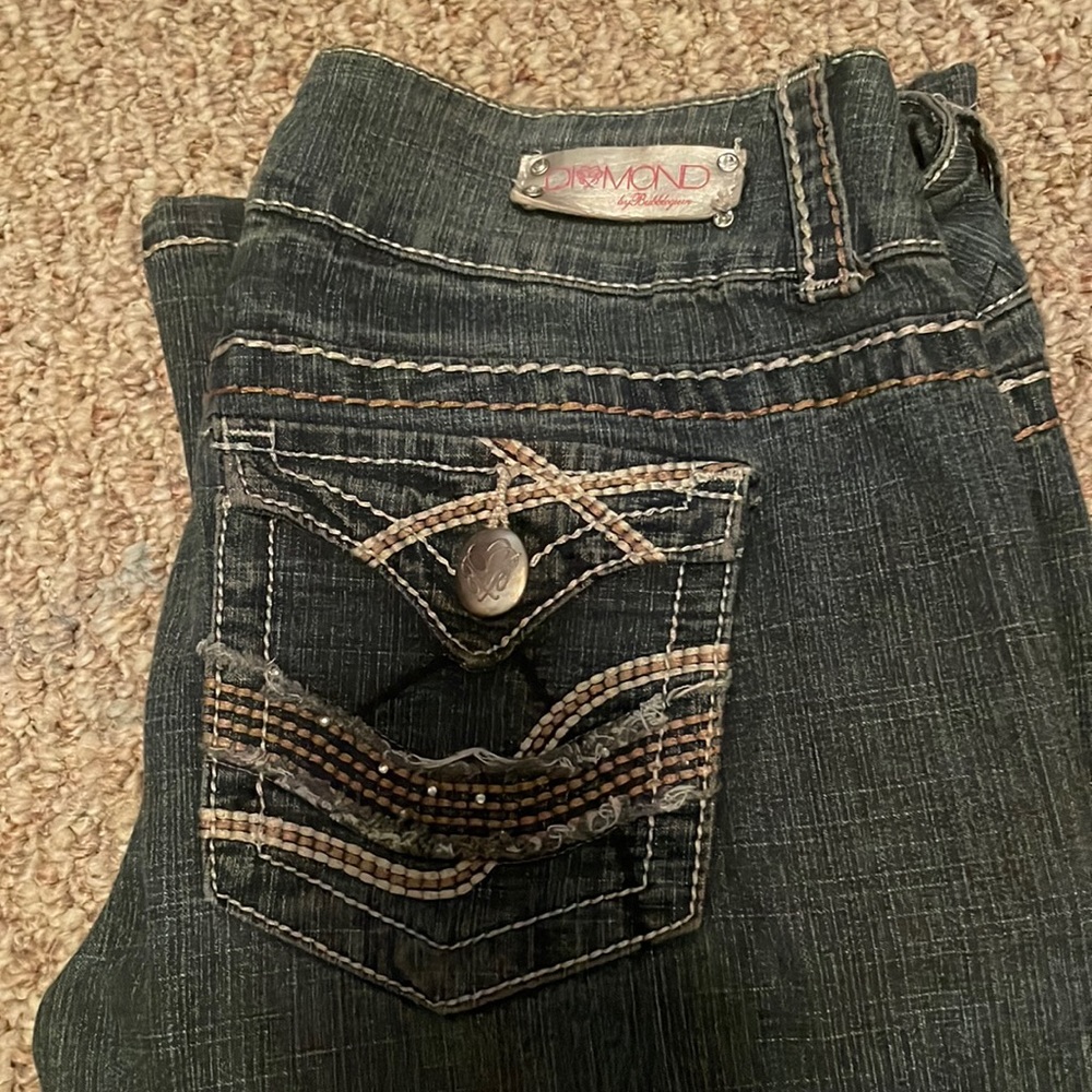 Size 7 diamond jeans.